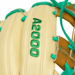 2025 Wilson A2000 "Clover" Headbanger Sports Exclusive 1786 11.5" Infield Baseball Glove: WBW101900115-CL -Home Run Store 30 9d1c1deb 4862 4d32 a6d8 3e21387f8ab7
