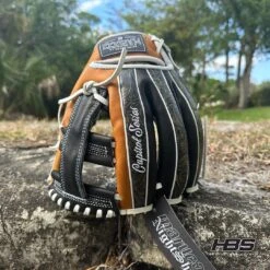 Marucci NightShift " Nightcrawl " 44A4 11.75" Infield Baseball Glove: MFGNTSHFT-0205 -Home Run Store 3 22 MarucciNightshiftCapital7