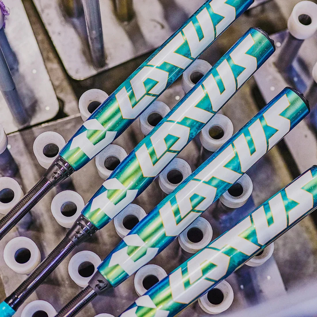 2026 DeMarini Lotus Fastpitch Softball Bat: -11, -10, -9, -8 6 2026 DeMarini Lotus Fastpitch Softball Bat: -11, -10, -9, -8 - Image 4