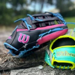 2025 Wilson A1000 13.5" Slowpitch Softball Glove: WBW103611135 -Home Run Store HBExclusiveA1000Pink Black2