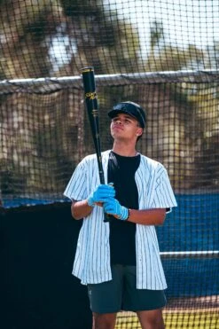 2023 Easton Black Magic Retro Mix (-3) BBCOR Baseball Bat: BB23BM -Home Run Store MG 4868 b6a843c4 bebd 4cdf a050 73f93e981765