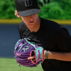 Wilson A2000 DP15SS 11.5" Winter Collection Baseball Glove: WBW103941115 -Home Run Store WBW103941115 3