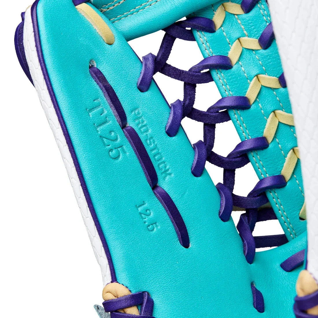 Wilson A2000 T125SS 12.5" Winter Collection Fastpitch Softball Glove: WBW103947125 13 Wilson A2000 T125SS 12.5" Winter Collection Fastpitch Softball Glove: WBW103947125 - Image 11